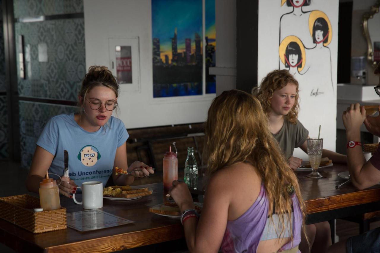 Vietnam Backpacker Hostels - Saigon Ho Či Minovo Město Exteriér fotografie
